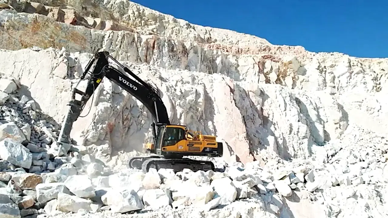 Niğtaş Kalsit Tanıtım Filmi.00_00_25_25.Still005